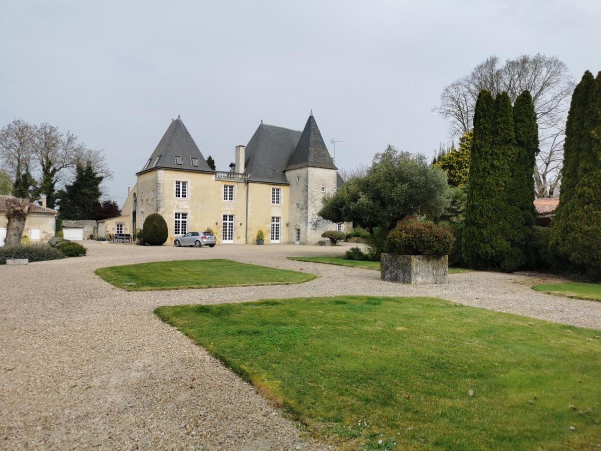 Chateau De La Vallade Saint-Porchaire 외부 사진
