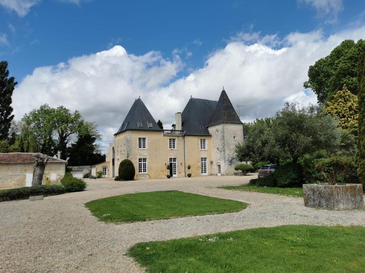 Chateau De La Vallade Saint-Porchaire 외부 사진